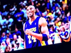 【NBA集錦】沉痛悼念科比和吉安娜 斯臺(tái)普斯全場(chǎng)默哀24.2秒