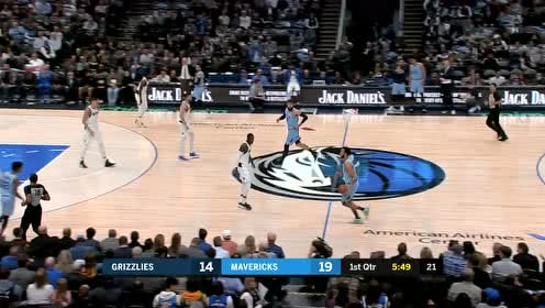 【NBA集锦】铂金无解晃动急停跳投 杰克逊内线接球双手重扣