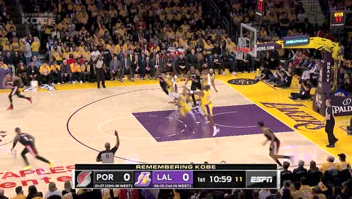 【NBA集錦】詹姆斯縱橫全場(chǎng)制導(dǎo)長(zhǎng)傳 濃眉籃下吃餅暴扣
