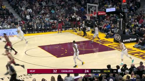 【NBA集錦】伊戈達拉擊地助攻 席爾瓦空切扣籃劈山伐木