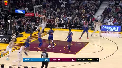 【NBA集錦】野獸起飛注意安全 艾克薩姆連線小南斯拔地而起暴力怒扣