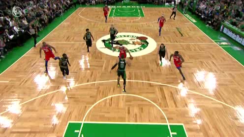 【NBA集錦】一往無前虎山行 西帝快速反擊強(qiáng)沖三人包圍圈打成2+1