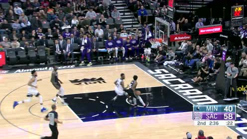 【NBA集锦】福克斯鬼魅断球急停打三分 内皮尔右手突破三步上篮2+1回击