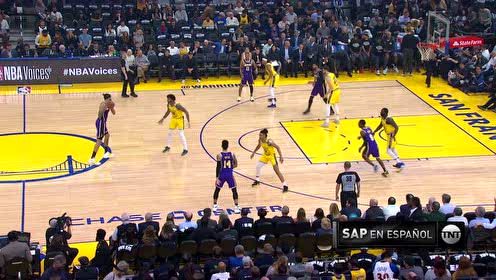 【NBA集锦】克里斯接球暴扣开门红 戴维斯半截篮予以回应