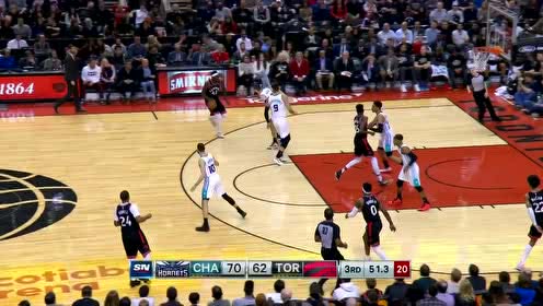 【NBA集锦】还得自己来!西亚卡姆连续突破上篮缩小分差