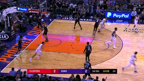 【NBA集錦】布克絕妙空切上籃太機智 隊友邊線發(fā)球直接助攻喂餅