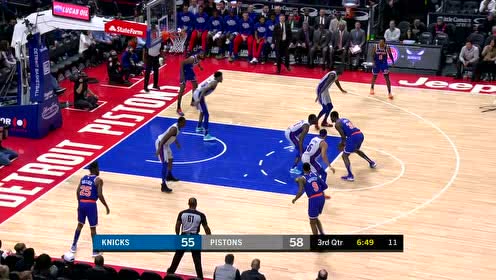 【NBA集锦】兰德尔指东打西精准横传 雷吉杰克逊三分出手一蹴而就