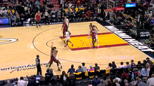 【NBA集锦】今天得好好表现 邓肯-罗宾逊三分打响第一炮
