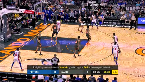 【NBA集锦】梅克三分开张还没完 自投自抢漂移挂筐助队起势