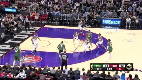 【NBA集锦】一身钢筋铁骨 布莱德索硬钢伊巴卡打成2+1