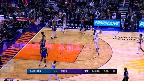 【NBA集錦】一頓操作猛如虎 布克背后運球晃飛防守中投打成2+1