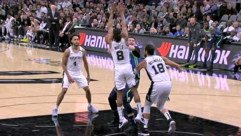 【NBA集錦】希望只是緩解一下 東契奇手腕受傷離場走向更衣室