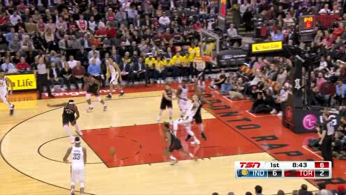 【NBA集錦】小鋼炮洛瑞連續(xù)快馬沖擊 搶斷+強硬上籃拿下雙殺