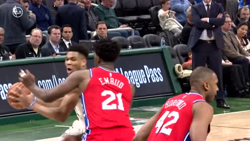 【NBA集锦】心疼大帝3秒钟 字母哥撞倒恩比德顺势出手打成2+1