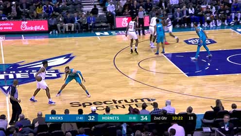 【NBA集錦】旱地拔蔥空中作業(yè) 羅賓遜內線雙臂補扣炸筐