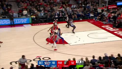 【NBA集锦】白边你可长点心吧 怀特赛德愚蠢失误布朗反击重扣满月拉弓