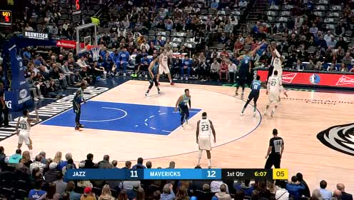 【NBA集錦】射程越拉越遠 米切爾超遠三分無視防守飆中