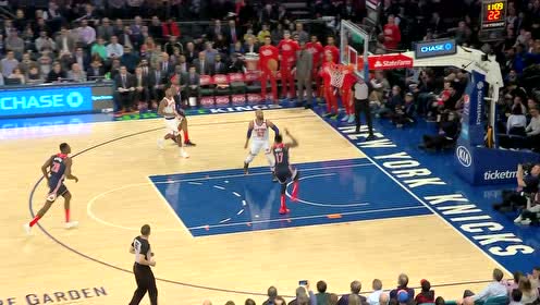 【NBA集錦】比爾反搶斷拋球喂餅 邦加空接上籃輕取首分