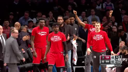 【NBA集锦】飞天遁地制霸全场 洛瑞抢断长传西亚卡姆滑翔暴扣炸筐