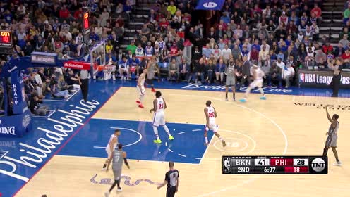 【NBA集锦】钱德勒反击三分第二节风云突变 76人球迷给自家球员嘘声