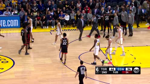 【NBA集錦】天空才是極限！戴維斯大步流星騎著防守一頓暴扣