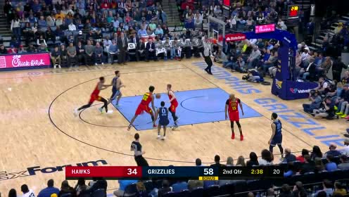 【NBA集锦】糙汉秀花活 队友三分不中瓦兰神仙级补篮
