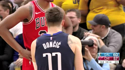 【NBA集锦】这球难度高的可怕!东契奇高难度后仰出手强造2+1