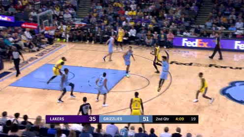 【NBA集锦】这也就是他能做到了!浓眉接到弹回来的球攻进2+1