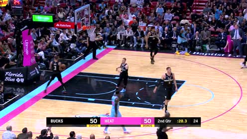 【NBA集锦】炸裂的得分输出 克劳德半场命中5记三分