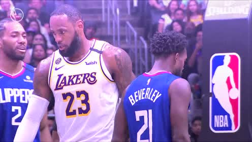 【NBA集锦】贝弗利撕咬缠绕詹姆斯后再度拱火 老詹冷静沉着看都不看他一眼