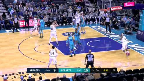 【NBA集錦】趁對(duì)手籃下空虛 約基奇偷雞反吊米爾薩普