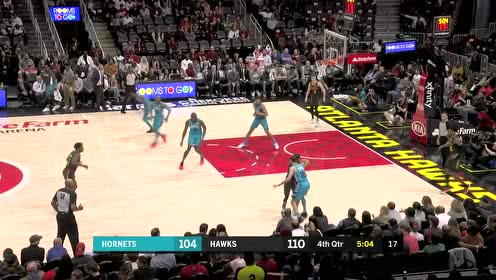 【NBA集锦】许尔特空接特雷杨上篮打进 紧接着怒射加长三分血溅四座