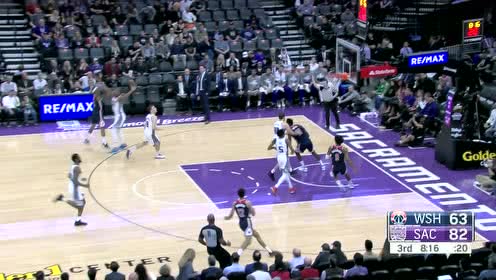 【NBA集锦】就是这么豪横 比尔手起刀落追身三分命中