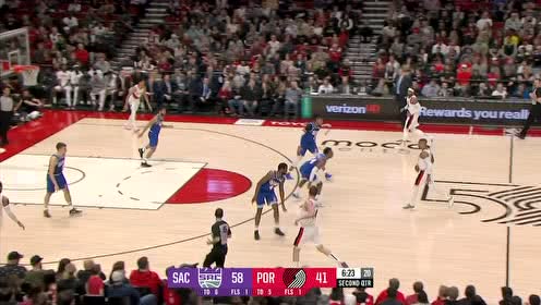 【NBA集錦】老弟吃餅別客氣 甜瓜擊地妙傳助利拉德輕松上籃