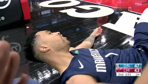 【NBA集锦】油箱里还有油!考尼特李后场抢断一条龙强打2+1