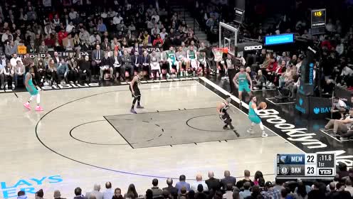 【NBA集錦】勒維爾突破強(qiáng)硬打成2+1 杜蘭特場(chǎng)邊觀戰(zhàn)若有所思