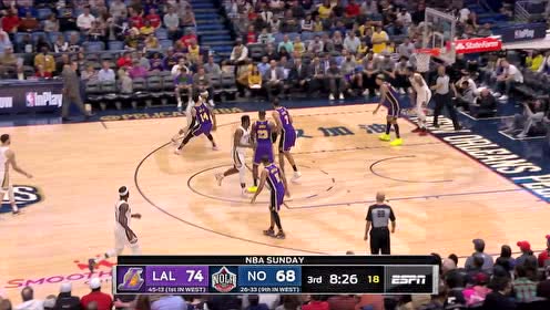 【NBA集錦】腦子以下都是喬丹 麥基排球大帽鶯歌布拉德利三分穩(wěn)穩(wěn)飚中