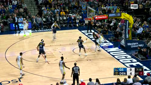 【NBA集锦】一防一攻打开局面 约基奇追身大帽再接妙传抛投打进