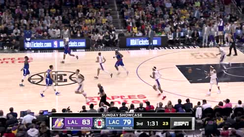 【NBA集锦】乔治反击送高抛传球 哈雷尔晃飞两人双手暴力炸筐