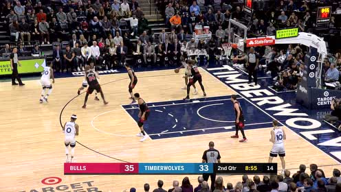 【NBA集錦】接球背打連續(xù)轉身 里德柔和手感小勾手命中