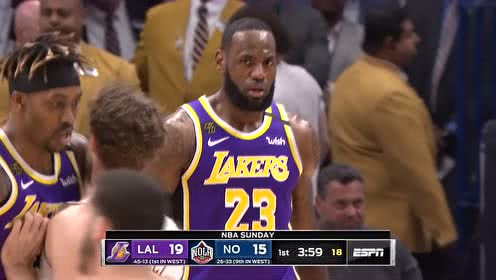 【NBA集錦】濃眉哥缺陣?yán)险伯?dāng)內(nèi)線打 詹姆斯硬鑿對手兩人強起打3分