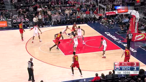 【NBA集锦】出手相当自信! 比尔侧翼三分清脆入筐