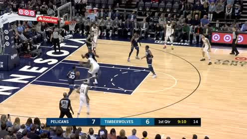 【NBA集錦】什么東西沖進(jìn)了畫(huà)面 比斯利閃電疾馳滑翔暴扣虐筐