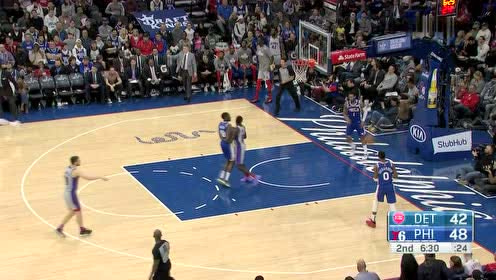 【NBA集锦】一人就可瞒天过海 加洛维滑翔上篮随后底角三分再次补刀