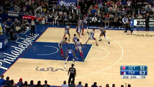 【NBA集锦】攻防转换教科书 哈里斯花式旋转过人跳投取分