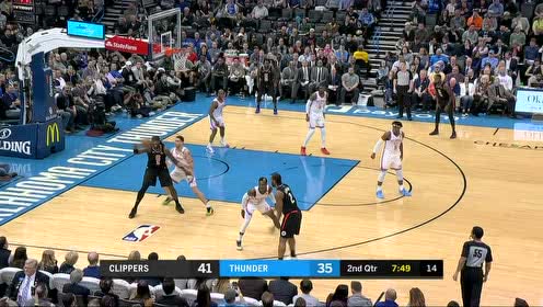 【NBA集锦】哈雷尔背打转身勾手命中 保罗撤步三分甩狙以牙还牙