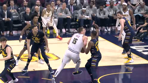 【NBA集錦】該我上場表演了！約老師背身單打轉(zhuǎn)突籃下強打2+1