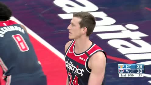 【NBA集錦】眼力見滿分！布洛克跟進接球云霄攬月打成2+1