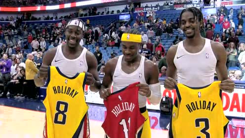 【NBA集錦】兄弟一家親！霍勒迪三兄弟場邊交換球衣