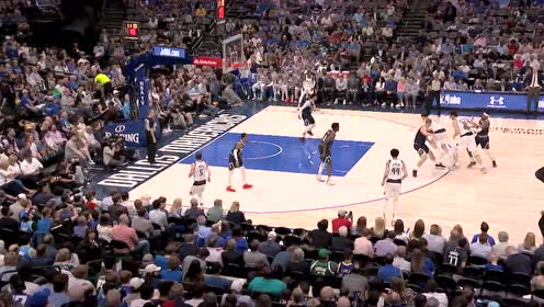 【NBA集錦】爆發(fā)力拉滿(mǎn) 東契奇單刀赴會(huì)力劈華山！